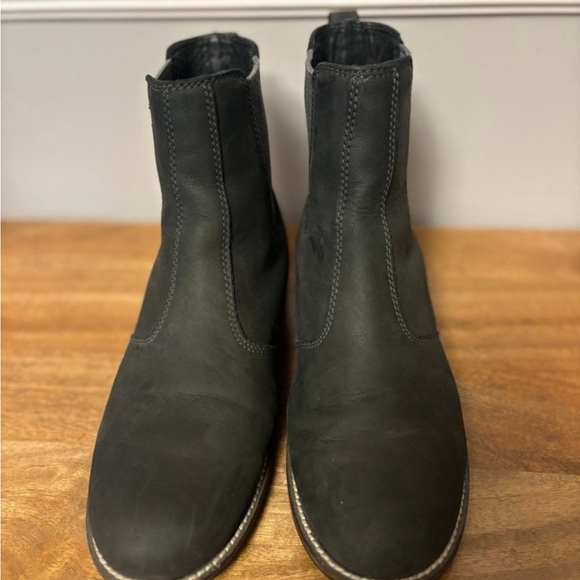 Dark gray Kodiak Boots - Picture 4 of 5